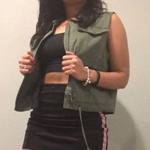 Military green sleeveless jacket / vest